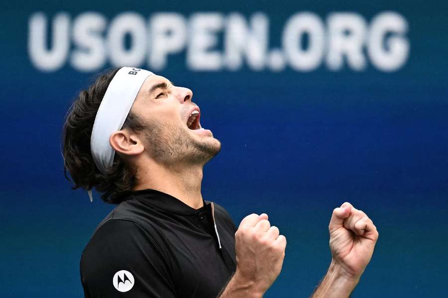 Taylor Fritz, 12º colocado no ranking da ATP, acabou com as esperanças de Zverev