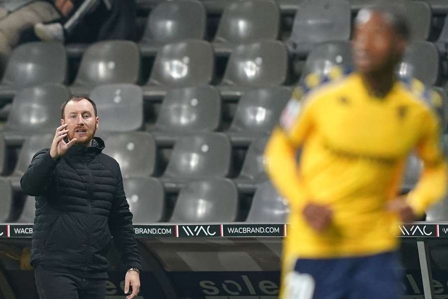 Ian Cathro, treinador do Estoril Praia