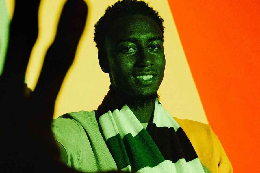 Hamed Dramé oficializado no Estrela da Amadora