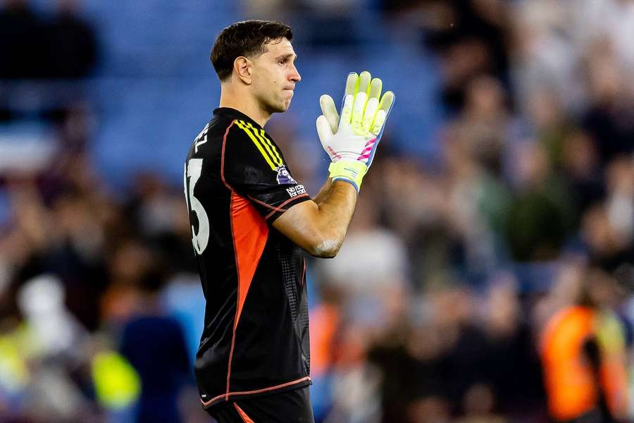 Emiliano Martínez, guarda-redes argentino do Aston Villa