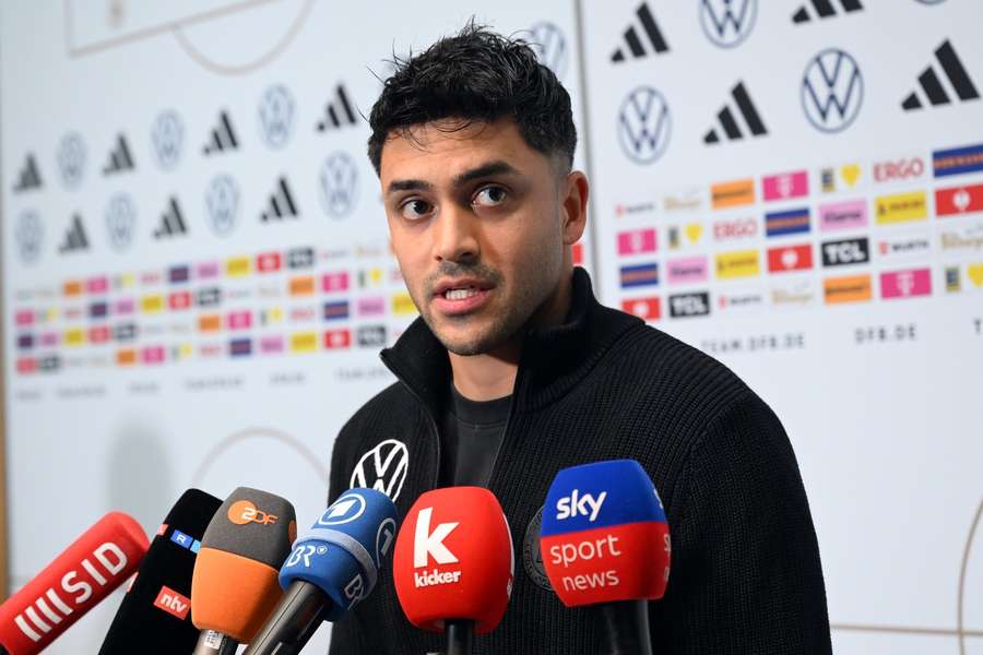 Nadiem Amiri warnt vor einem ekligen Spiel.