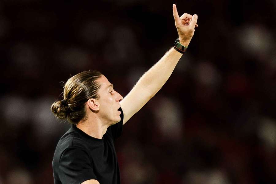 O jovem treinador lidera o Brasileirão