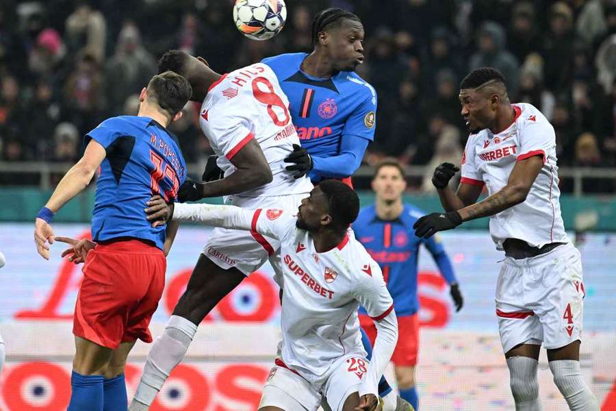 Dinamo - FCSB în sezonul regulat 2024/2025