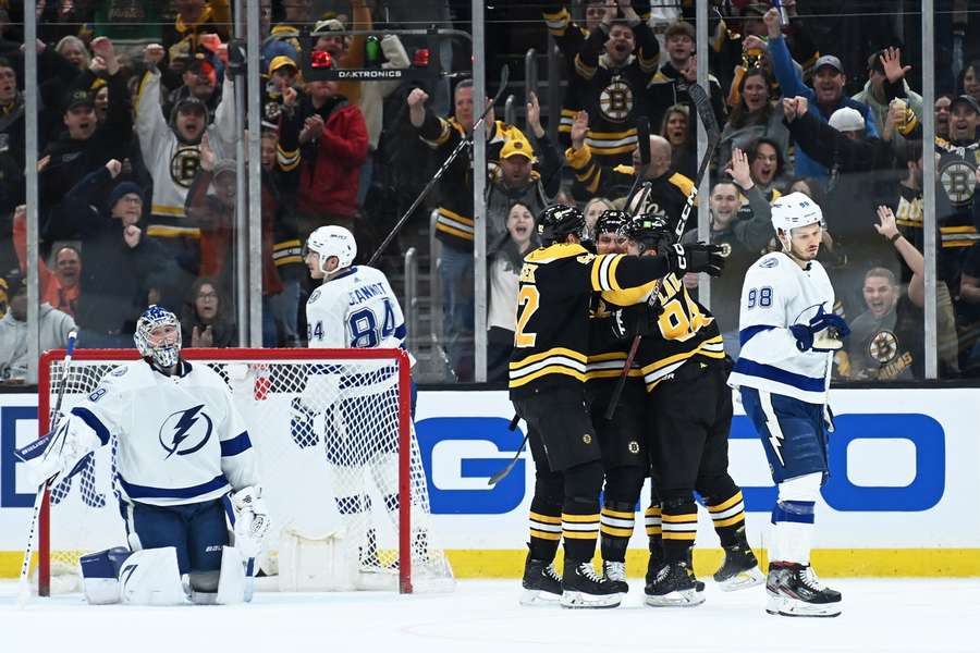 Boston i díky asistenci Tomáš Noska přetlačil Tampu 2:1.