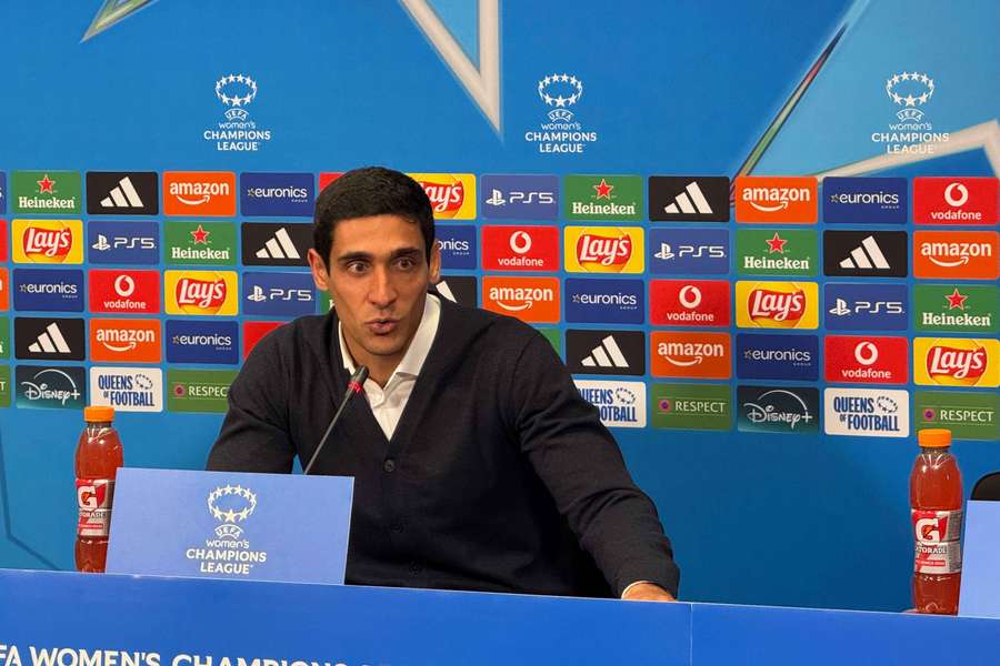 “Un goût amer mais beaucoup de fierté”, l'entraîneur de Benfica revient sur la défaite face au Barça “Un goût amer mais beaucoup de fierté”, l'entraîneur de Benfica revient sur la défaite face au Barça