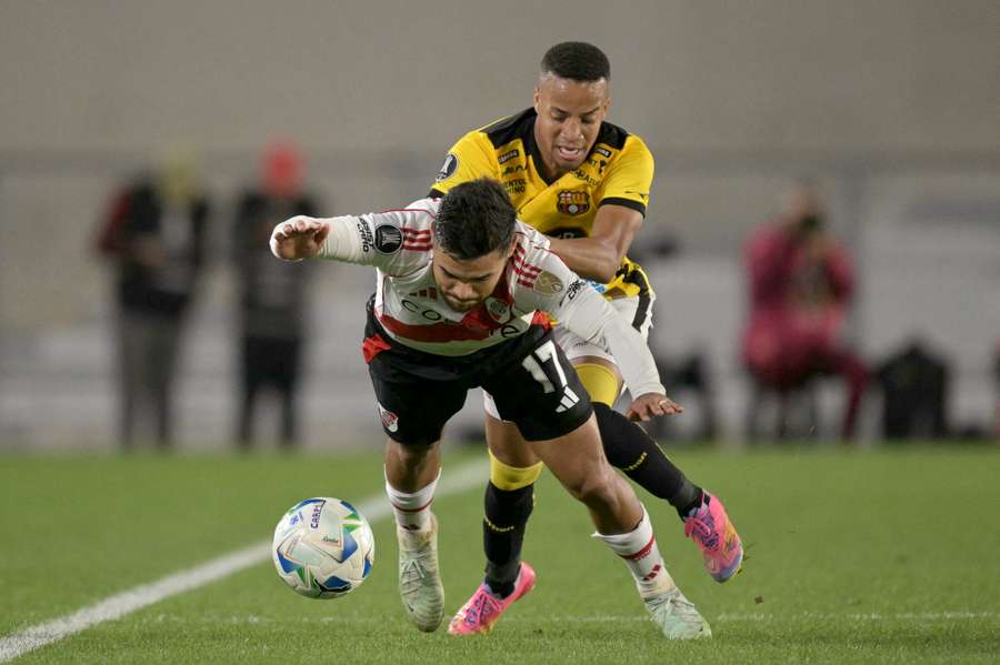 River no pasa del empate.