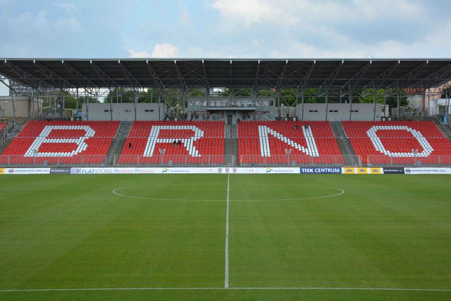 Stadion v Srbské ulici by mohl projít kompletní rekonstrukcí. Stadion v Srbské ulici by mohl projít kompletní rekonstrukcí.