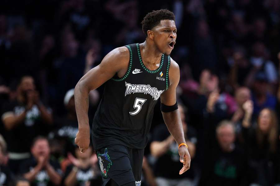 Anthony Edwards is trying to get back into the Minnesota Timberwolves team for Monday's game.