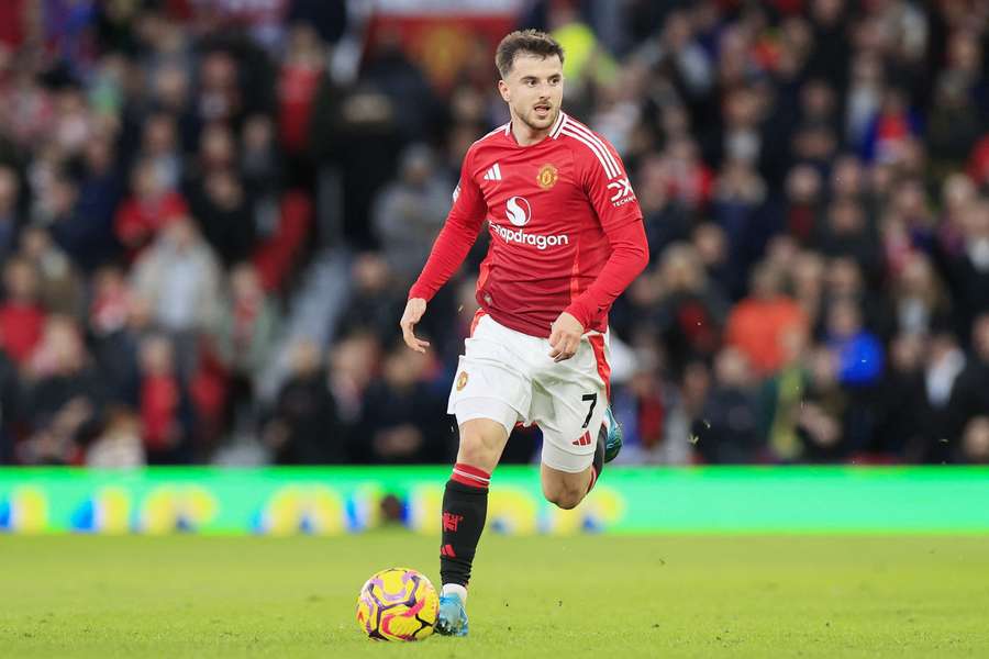 Mason Mount vai estar de fora várias semanas