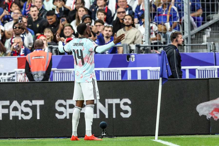 Lukebakio colocou a Bélgica a ganhar em pleno Stade de France, antes da reviravolta francesa Lukebakio colocou a Bélgica a ganhar em pleno Stade de France, antes da reviravolta francesa