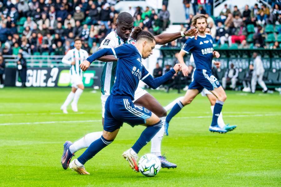 El Paris FC venció en casa del Red Star