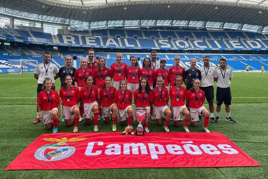 Inês Meninas somou várias conquistas na formação do Benfica Inês Meninas somou várias conquistas na formação do Benfica