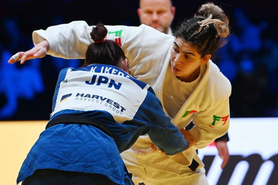 Patrícia Sampaio derrotada por Kurena Ikeda