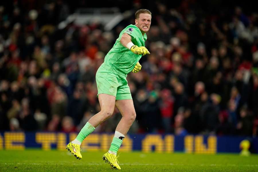 Everton keeper Pickford on Man Utd victory: I was in the moment all night