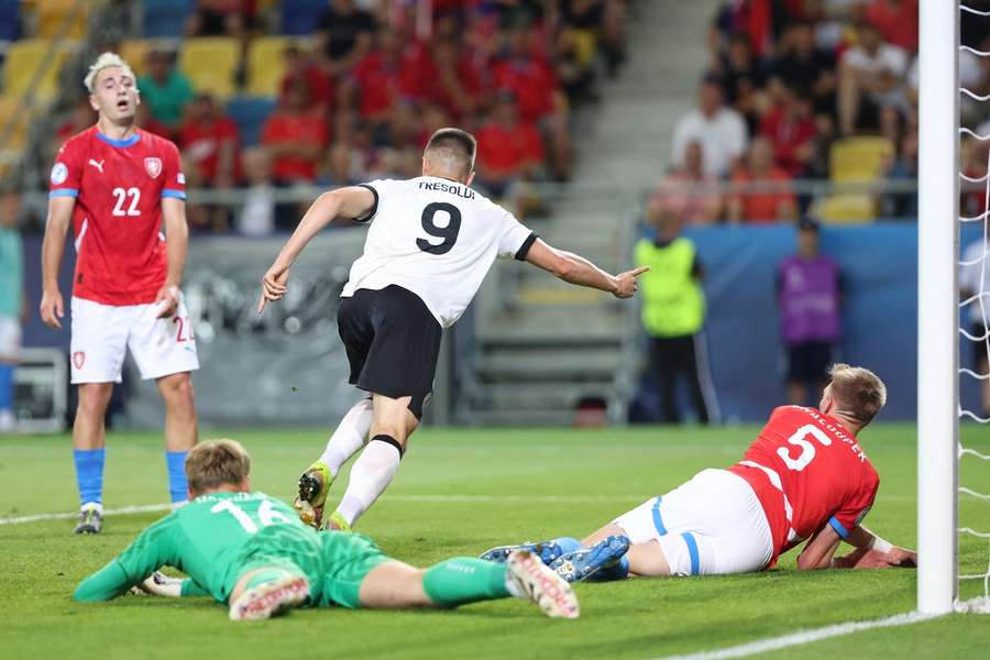 Česká reprezentace do 21 let na Euru prohrála s Anglií i s Německem.