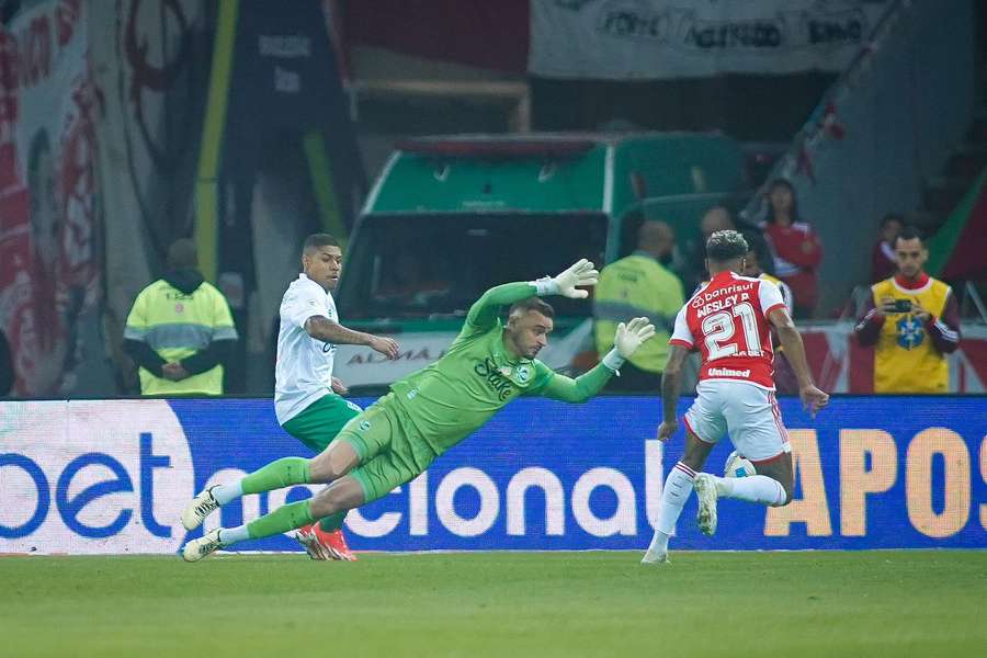 Gabriel teve boa presença na meta do Papo