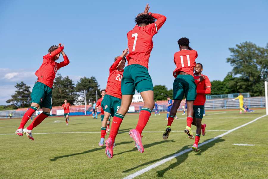 Festejo icónico de Cristiano Ronaldo Festejo icónico de Cristiano Ronaldo