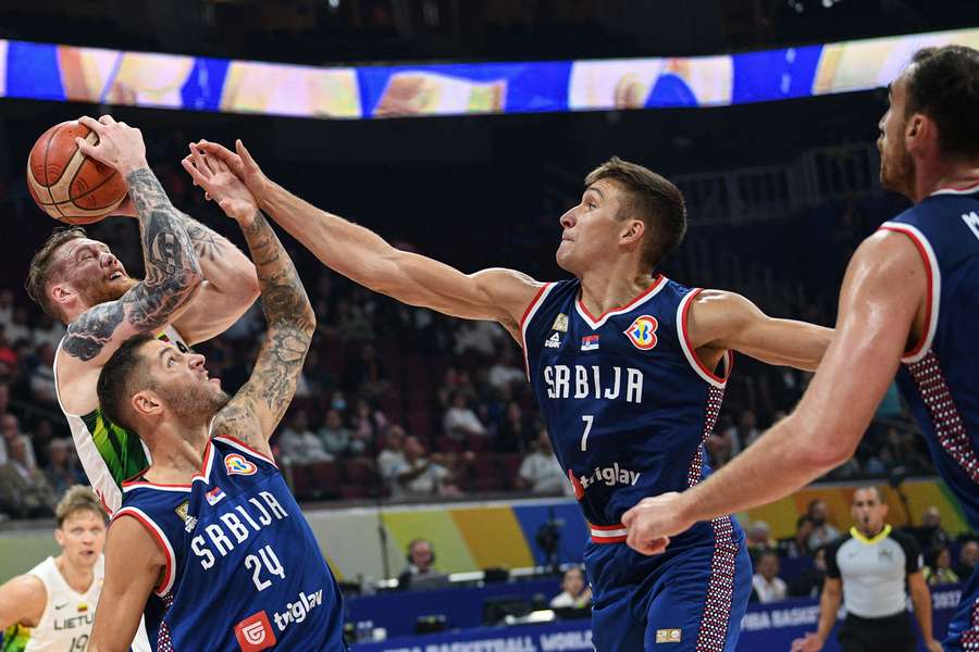 Bogdan Bogdanovic esteve em grande