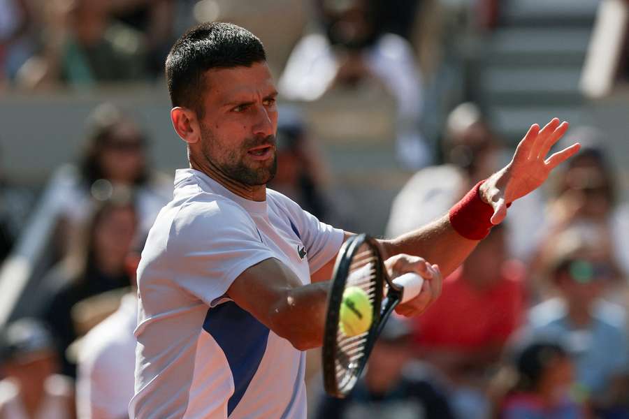 Novak Djokovic opent zijn Roland Garros tegen de Franse wildcard Pierre-Hugues Herbert