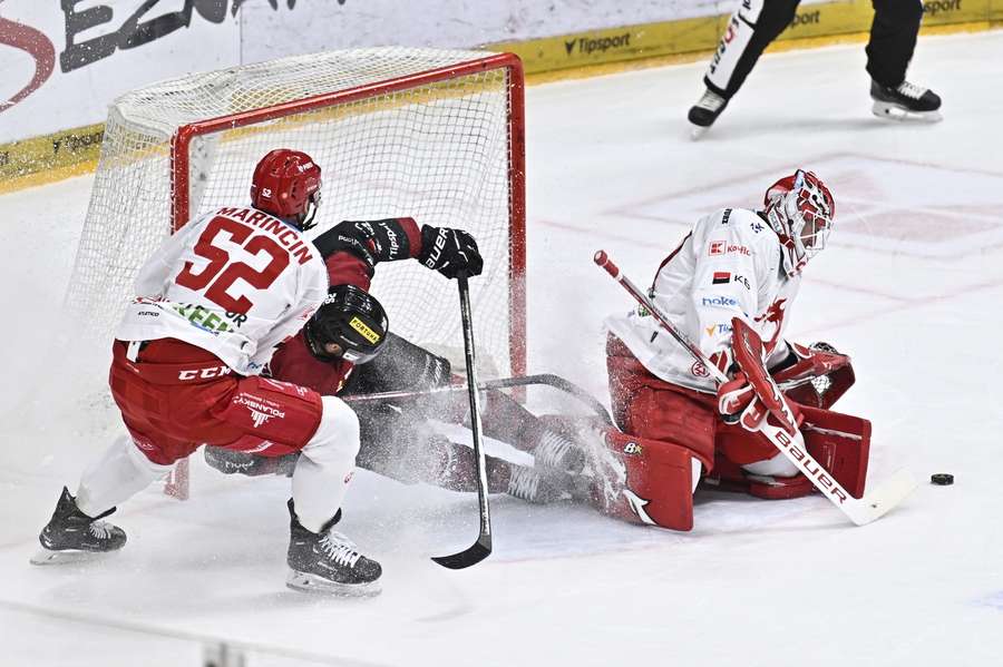 Sparta vstúpila úspešne do série proti Třincu.