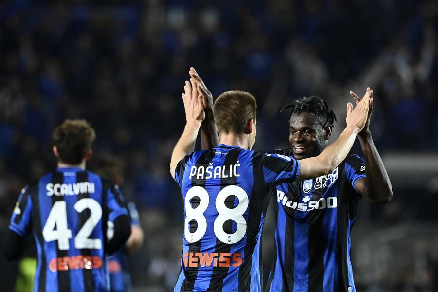 Atalanta players celebrate