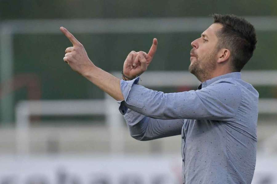 Trenér pražské Dukly David Holoubek.