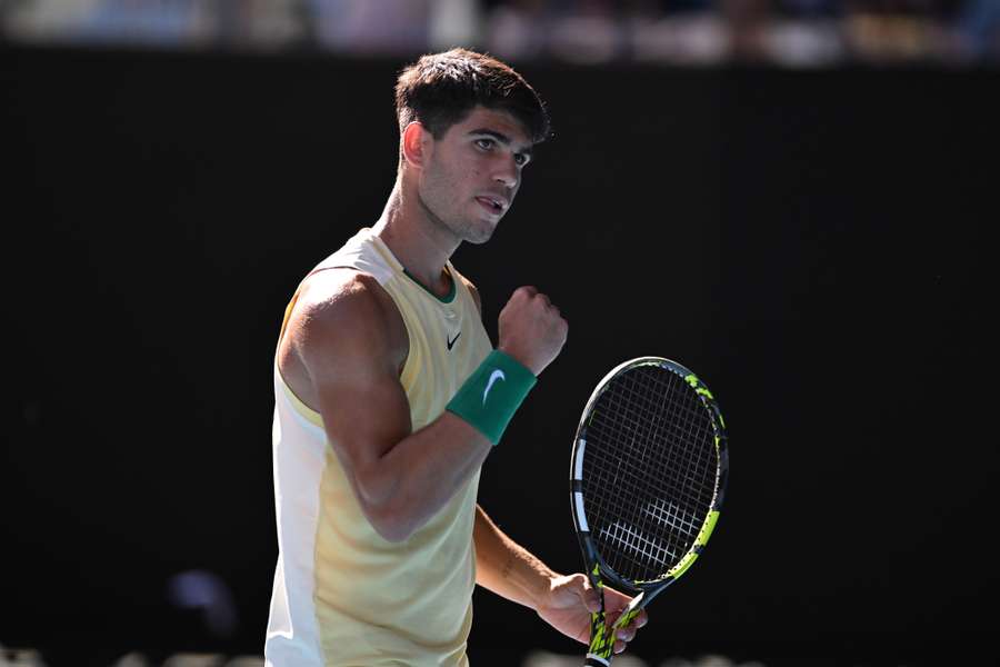 Carlos Alcaraz staat in de derde ronde van de Australian Open