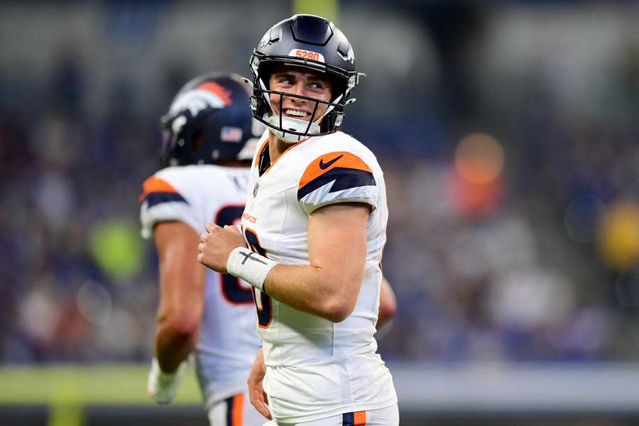 Bo Nix lors d'un match d'entraînement