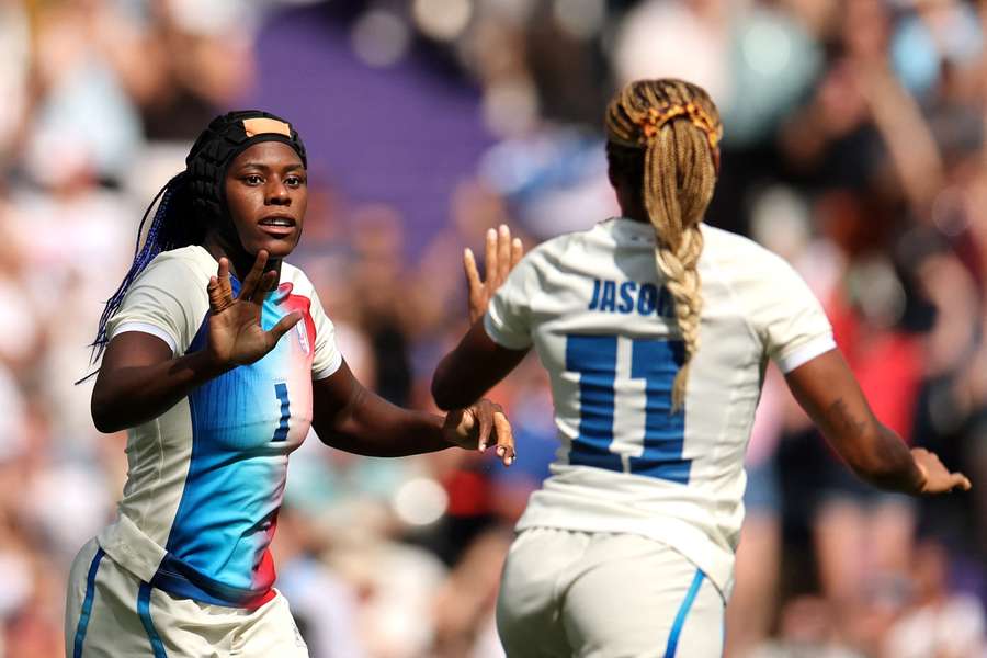 Trois victoires en trois matchs pour les Bleues du rugby à 7, qui sont prêtes pour les quarts