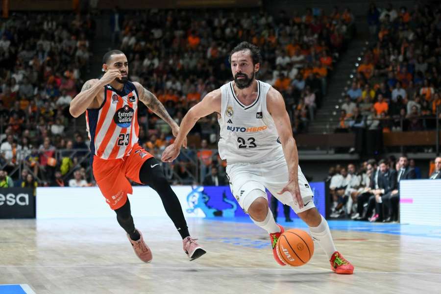 Barrueta y Llull en el Leyma Coruña - Real Madrid