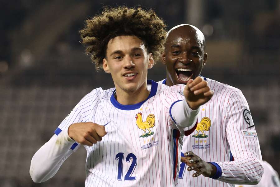 Maghnes Akliouche marcou um dos gols da vitória francesa em Bacu Maghnes Akliouche marcou um dos gols da vitória francesa em Bacu