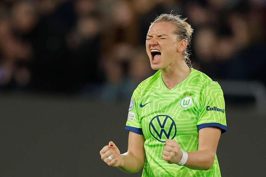 Wolfsburg forward Alexandra Popp reacts after the final whistle