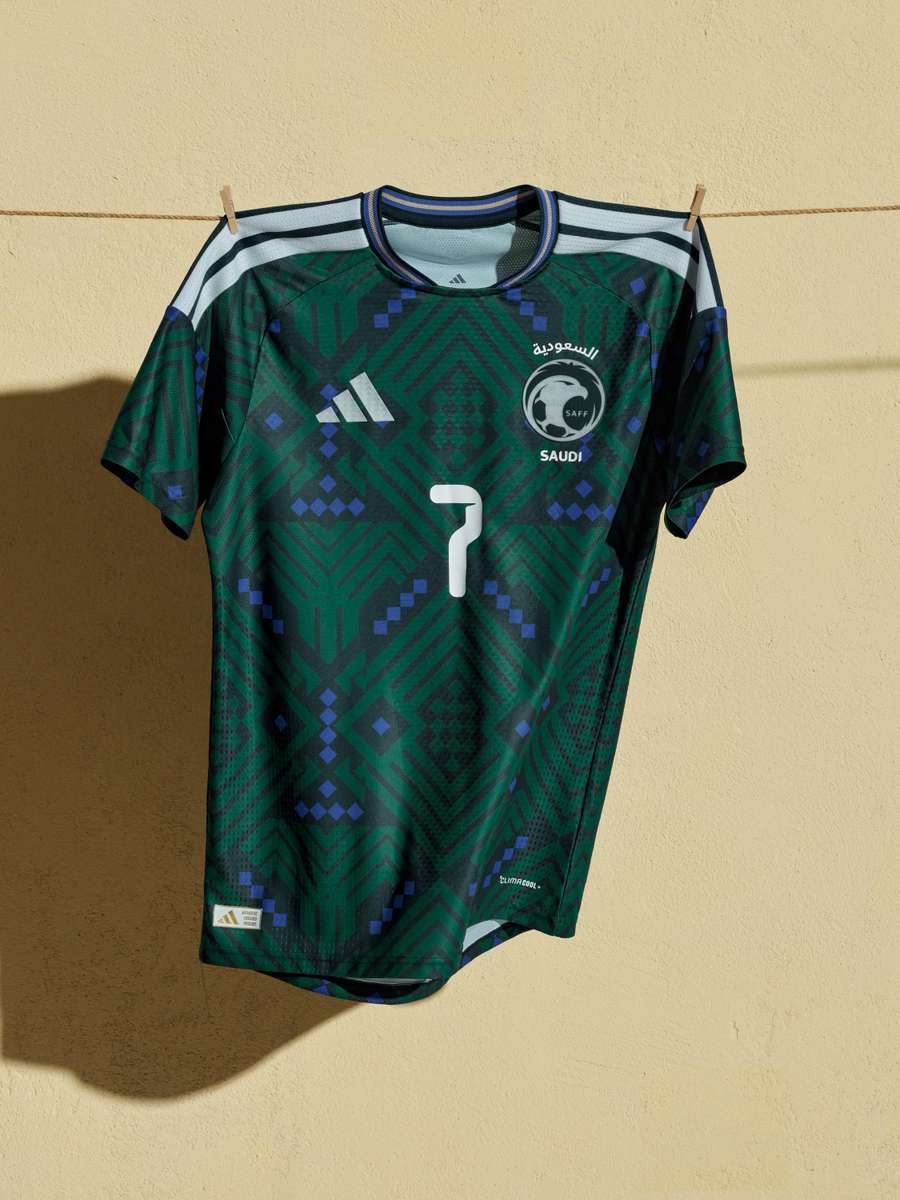 Camisa 1 da seleção saudita