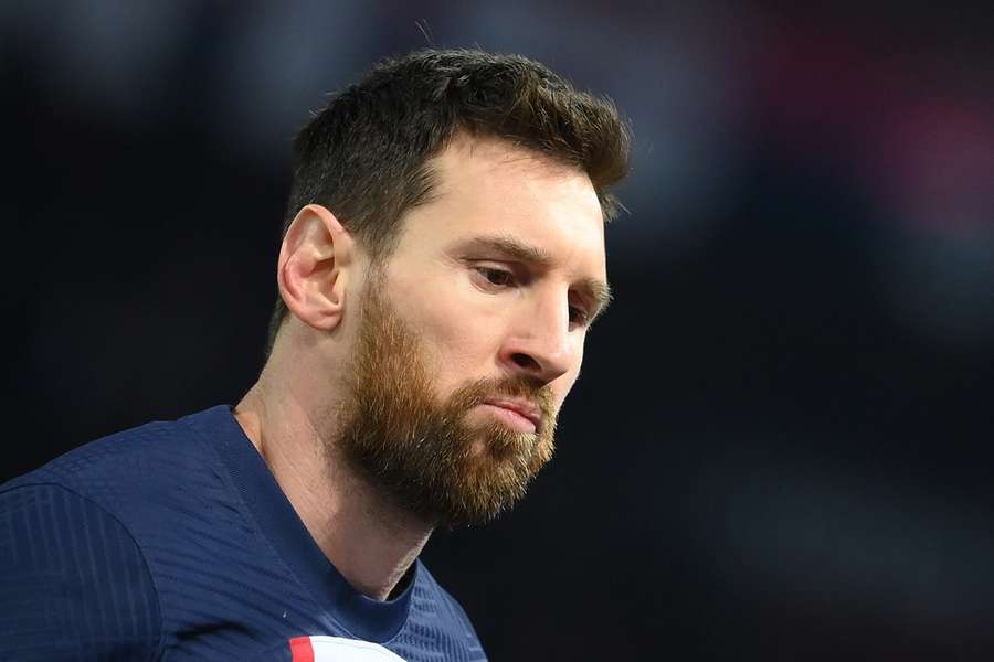 Lionel Messi is in talks with Paris Saint-Germain over renewing his contract with the French champions