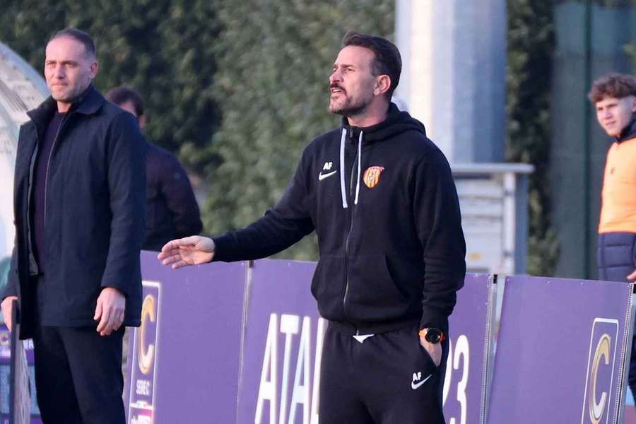 Antonio Floro Flores, allenatore del Benevento Antonio Floro Flores, allenatore del Benevento