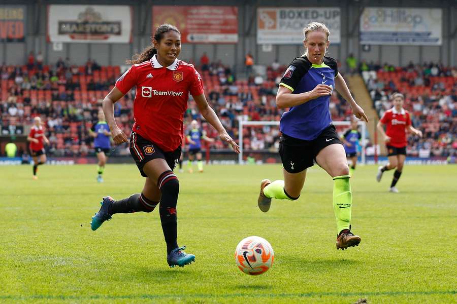 Manchester United's Jayde Riviere in action with Tottenham Hotspur's Kerys Harrop