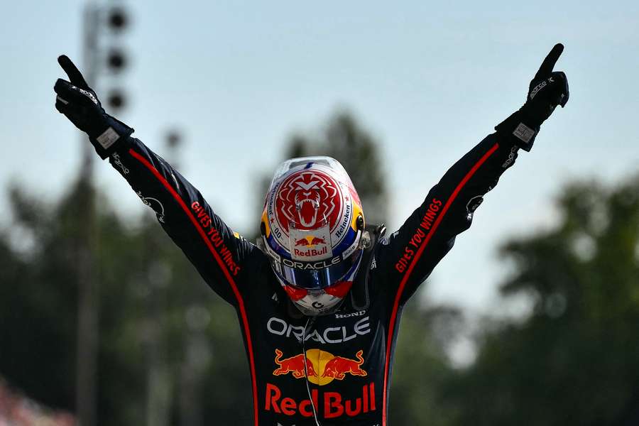 Max Verstappen domină la Monza