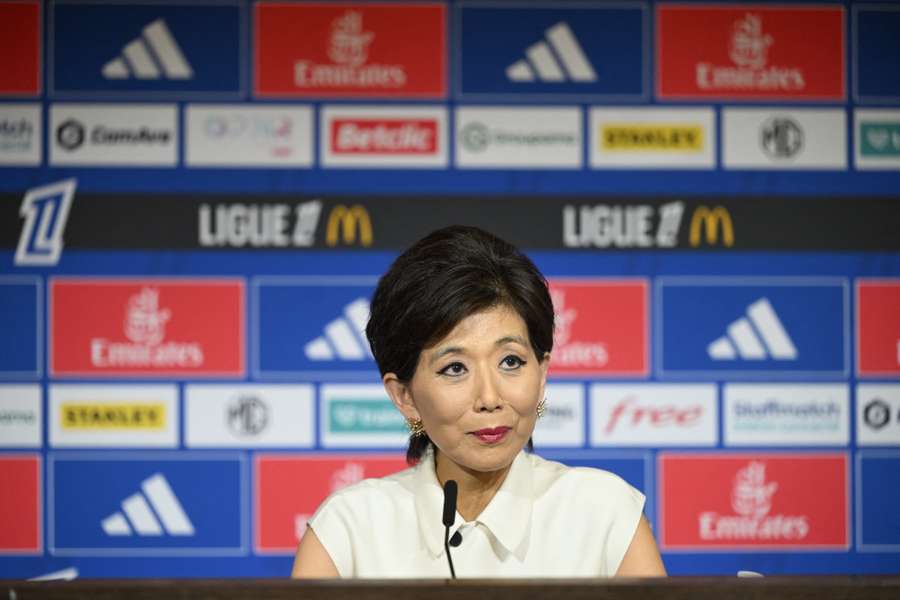 Michele Kang face à la presse.