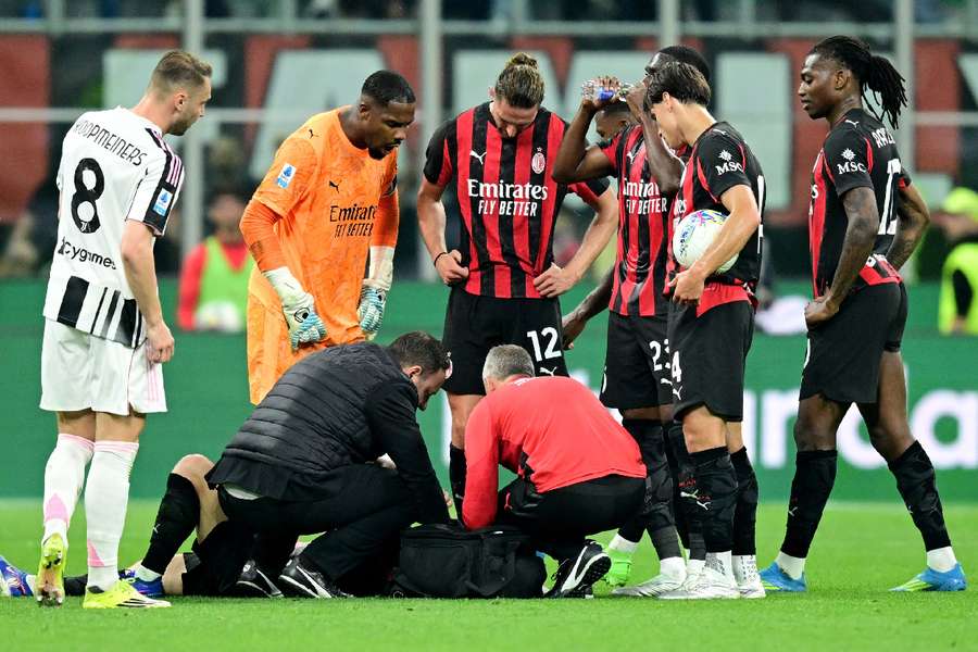 Luka Modric being treated by club staff during clash vs Juventus