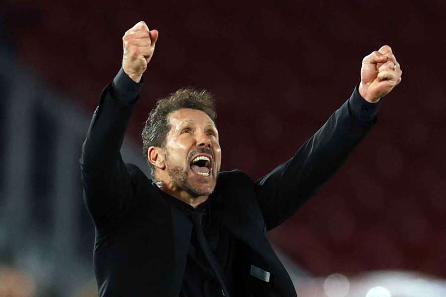 Simeone sigue confiando en su plan a pesar de las críticas