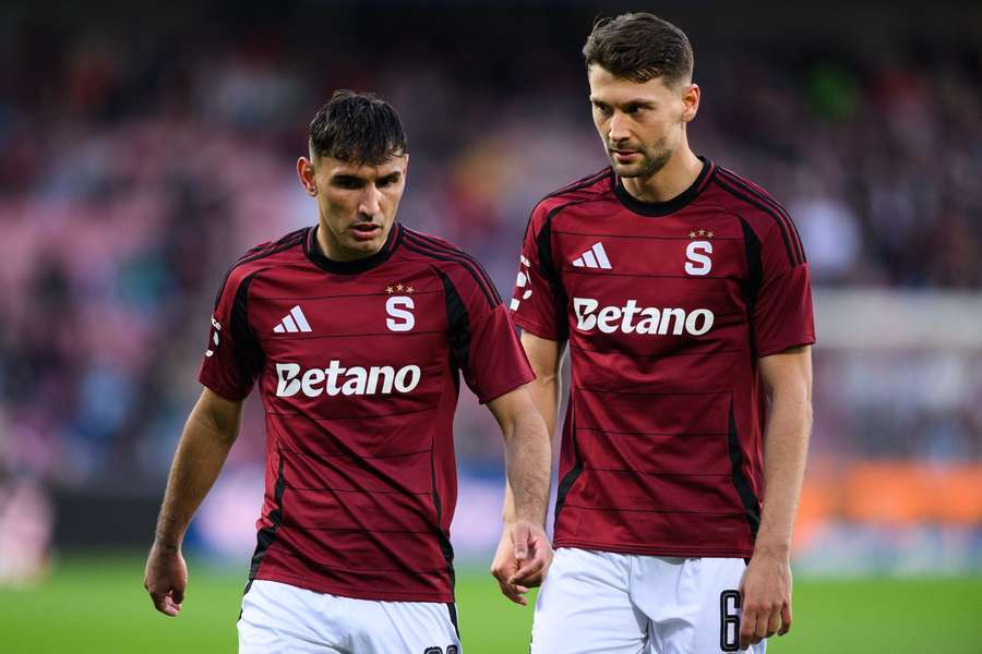 Sparta hledá nového parťáka Kairinenovi. Sparta hledá nového parťáka Kairinenovi.