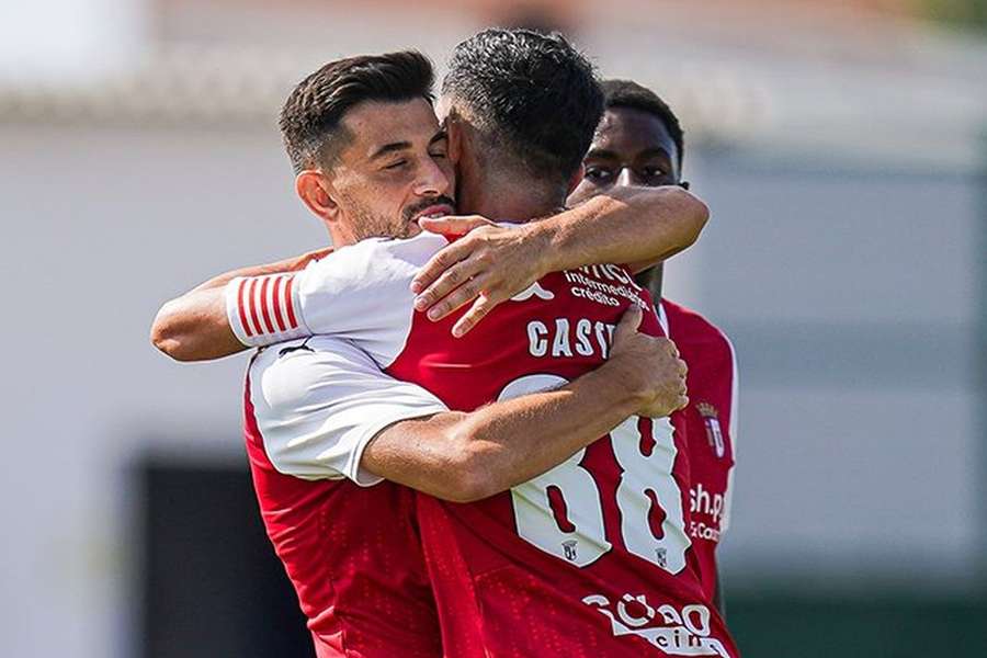 Pizzi e Castro celebram o golo