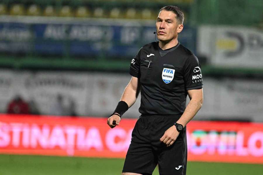 Istvan Kovacs, tras pe linie moartă pentru semifinalele Champions League după scandalul cu Barcelona