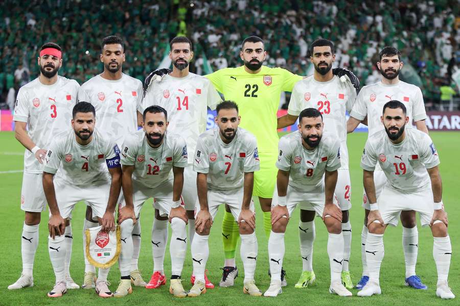 A equipa do Bahrein no jogo de 15 de outubro