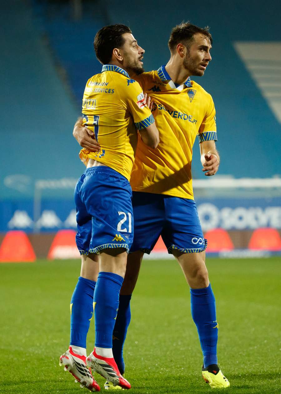 Ferro jogou com Pizzi no Benfica e no Estoril