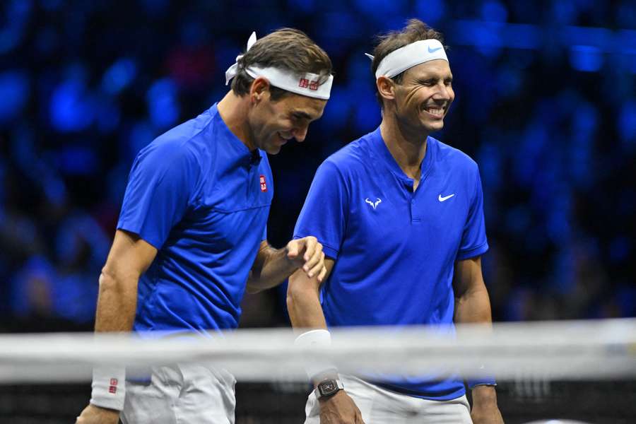 Roger Federer și Rafael Nadal la meciul de retragere al elvețianului