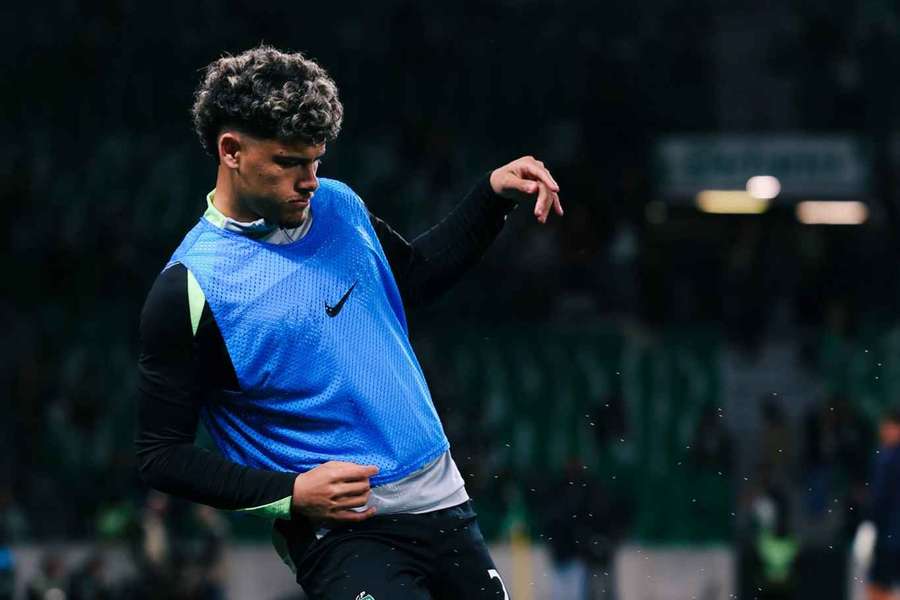 Maxi Araújo foi o melhor em campo Maxi Araújo foi o melhor em campo