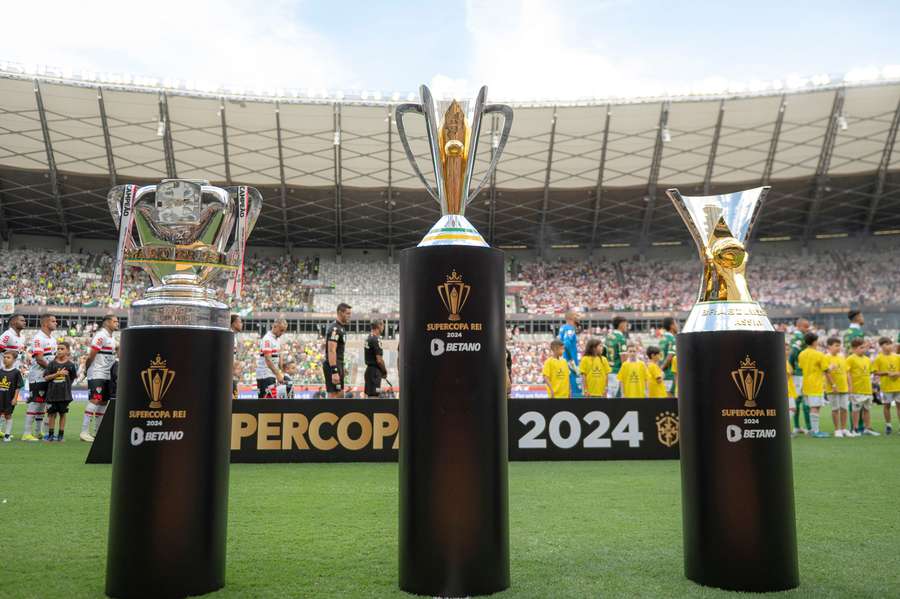 Troféus Taça do Brasil, Supertaça e Série A do Brasileirão