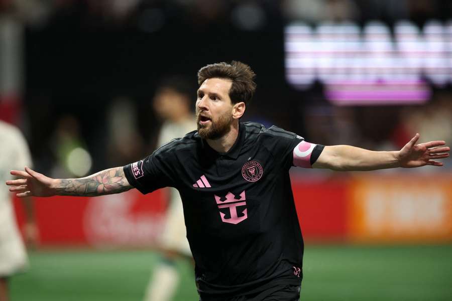 Messi apavorou defesa do Atlanta Messi apavorou defesa do Atlanta