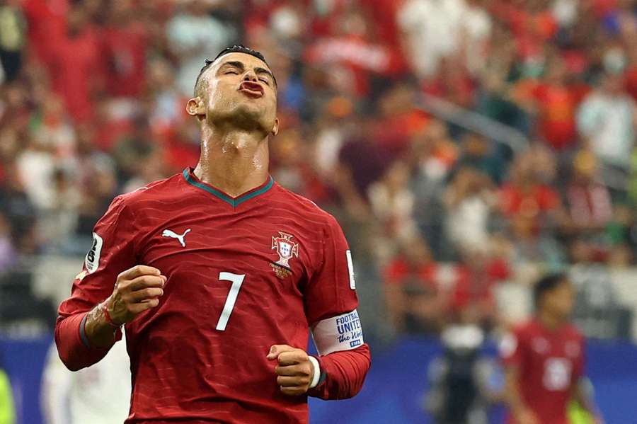Cristiano Ronaldo Cristiano Ronaldo